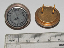 DT4305 transistor