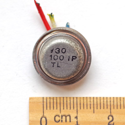 V15/20IP transistor
