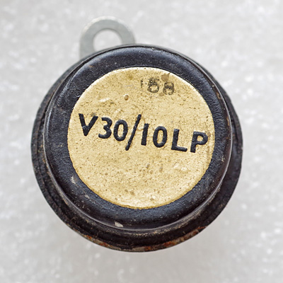 V30/10LP transistor